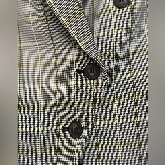 Bar III Women's Faux Double Breasted Blazer - Picture 6 of 11